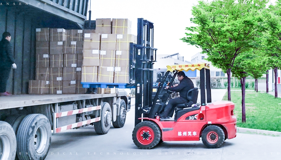 強化安全生產(chǎn)目標，落實(shí)安全生產(chǎn)責任！